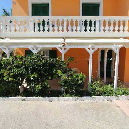 House Dimitri Agios Georgios Pagoi Corfu אגיוס גיורגיוס פגון