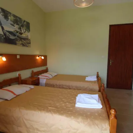 House Dimitri Agios Georgios Pagoi Corfu アパート